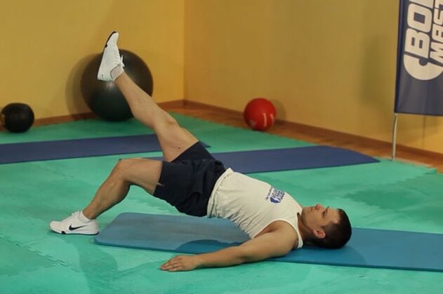 Exercicio Ponte gluteal para regular a potencia nun home